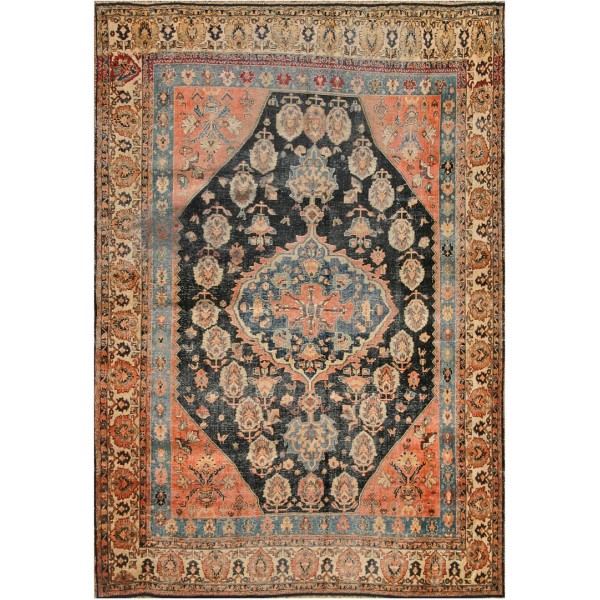 Late 19th Century S. Persian Ghashgaie Carpet