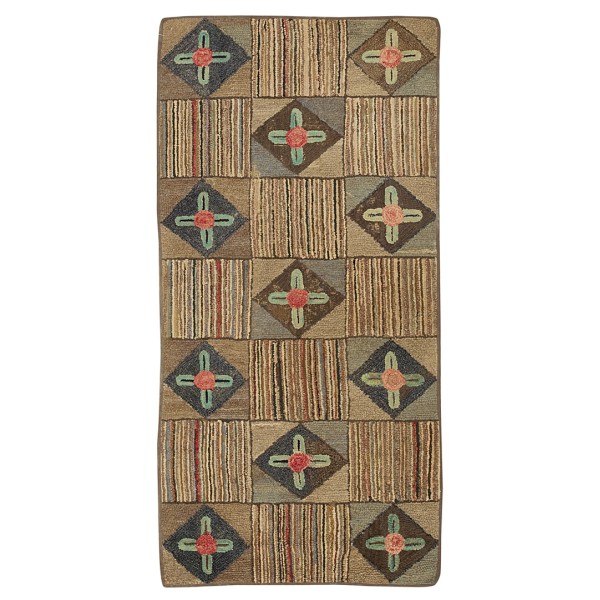 Early 20th Century American Hooked Rug