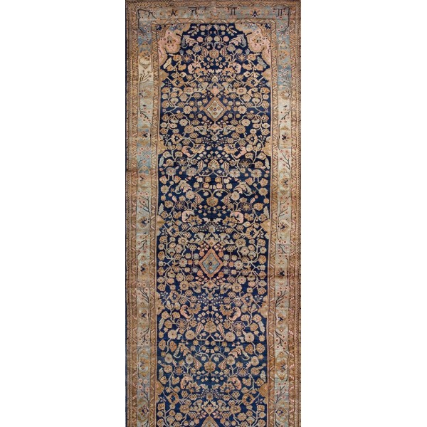 Early 20th Century Persian Malayer Gallery Carpet