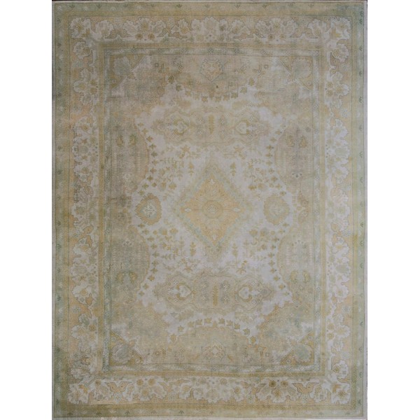 Early 20th Century Turkish Oushak Carpet